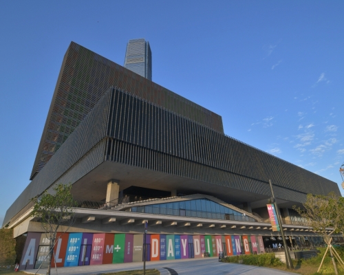 西九M+博物館自開幕以來，日均入場人次約一萬人。資料圖片