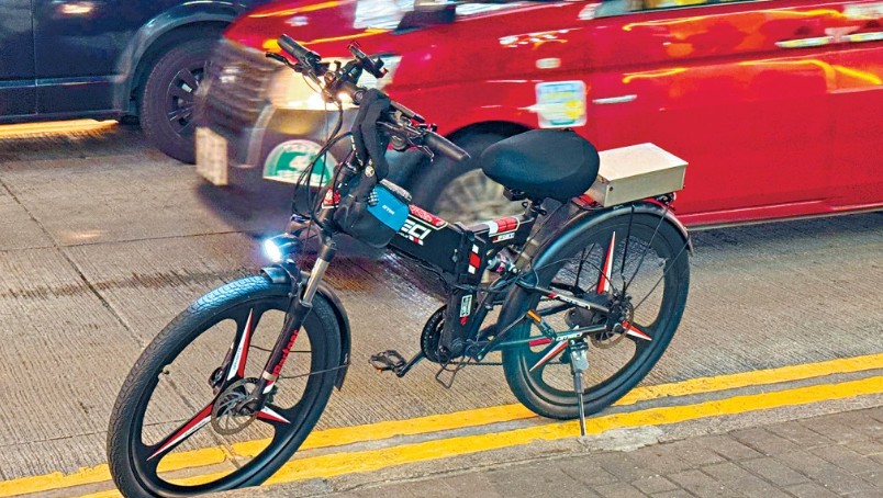 電動單車、電動滑板車等電動可移動工具，近年在港越趨普及。資料圖片