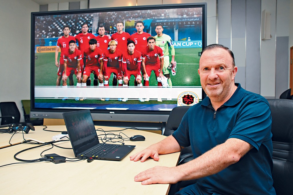 擁有UEFA Pro級教練牌照的莫寧，今年3月來港擔任足總技術總監。