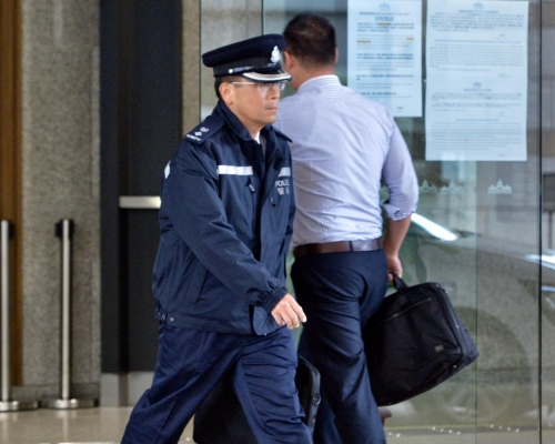 佔中九子案西九龍裁判法院續審。證人：時任灣仔區副指揮官、現任港島總區高級警司謝明揚。