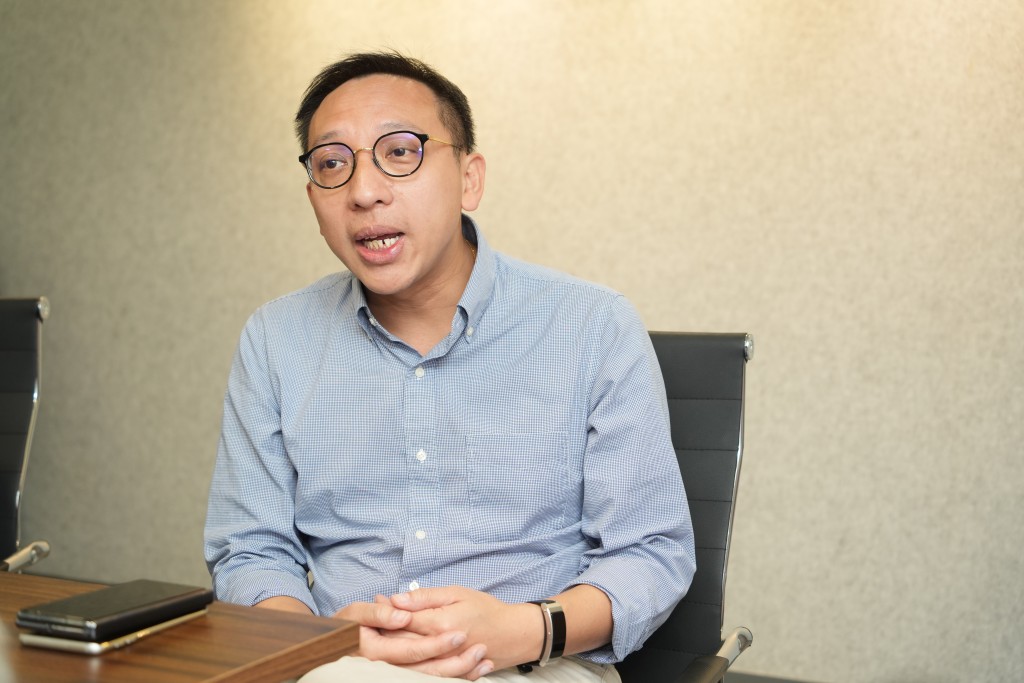 勞工界林偉江。 勞工界林偉江。