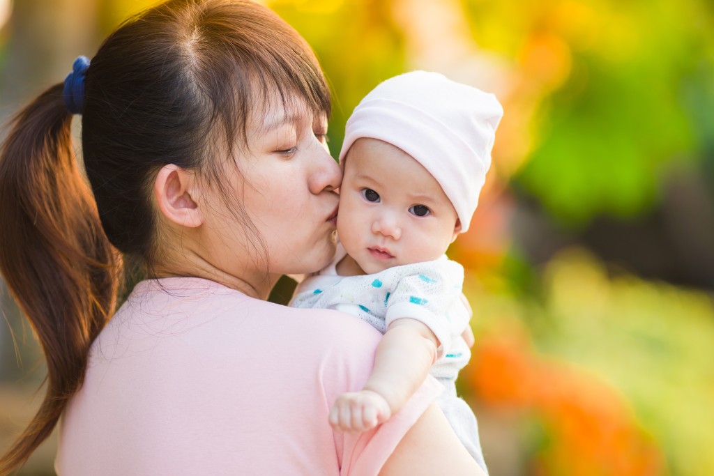 嬰幼兒多接觸不同氣味，能夠刺激其嗅覺發展，繼而促進認知能力的發展。