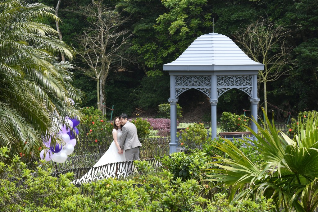 山顶公园不但风景美丽，还具古老维多利亚式建筑。