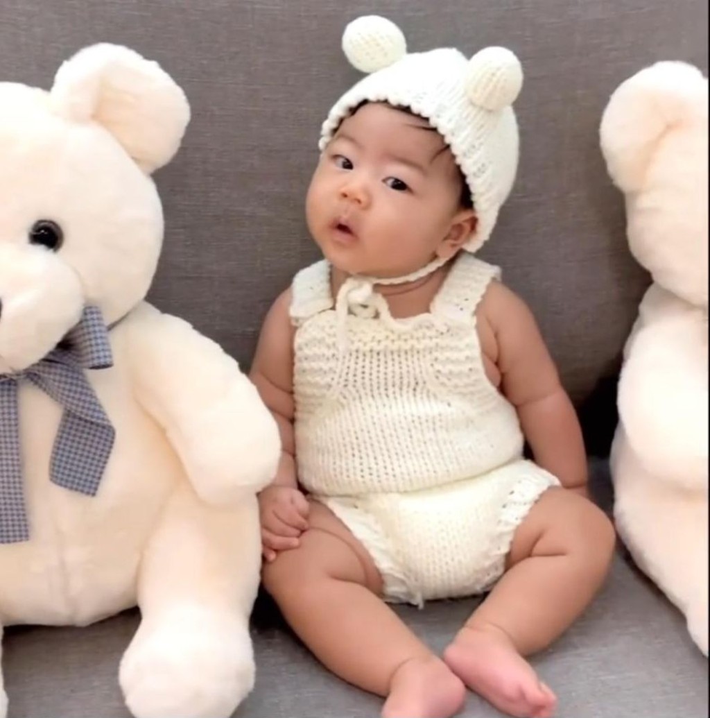 Julian係精靈BB。