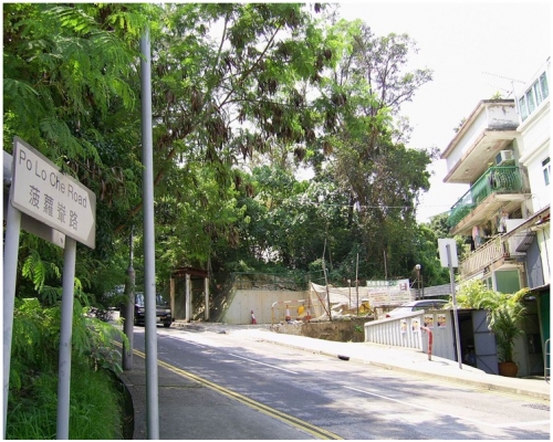 現場是西貢菠蘿輋路一間建築材料公司。網圖