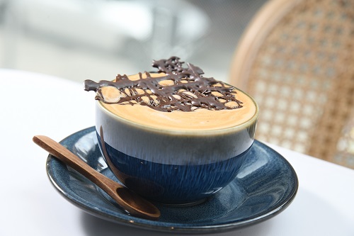 朱古力咖啡 $52由咖啡師特調的口味，有平衡咖啡與可可香氣，濃郁甘香。