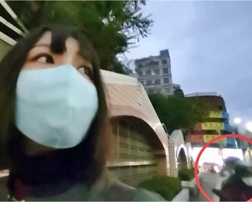 台灣女主播「啊乓」直播時遭搶劫。影片截圖