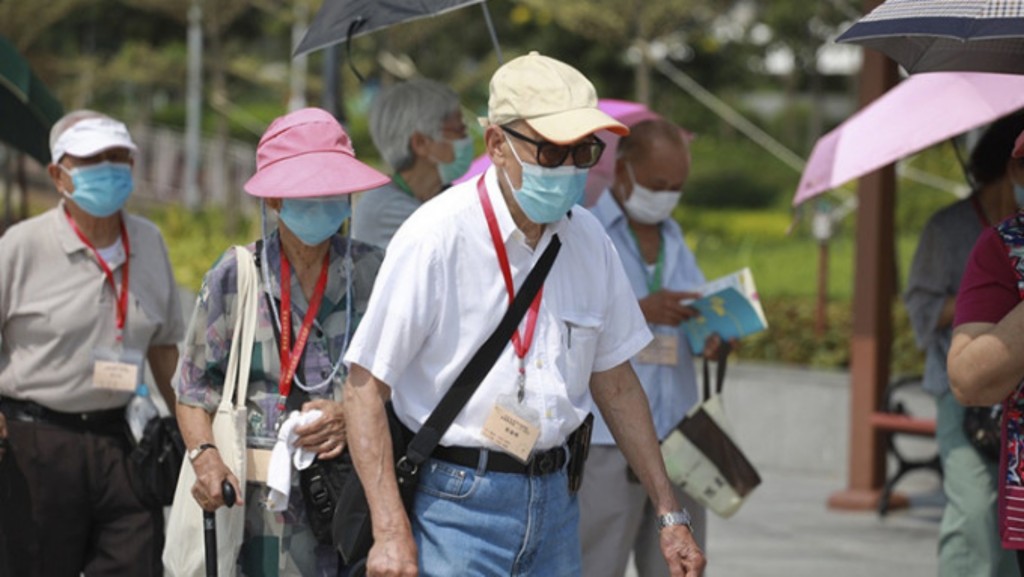 叶兆辉表示香港长者人口老化问题严重。资料图片