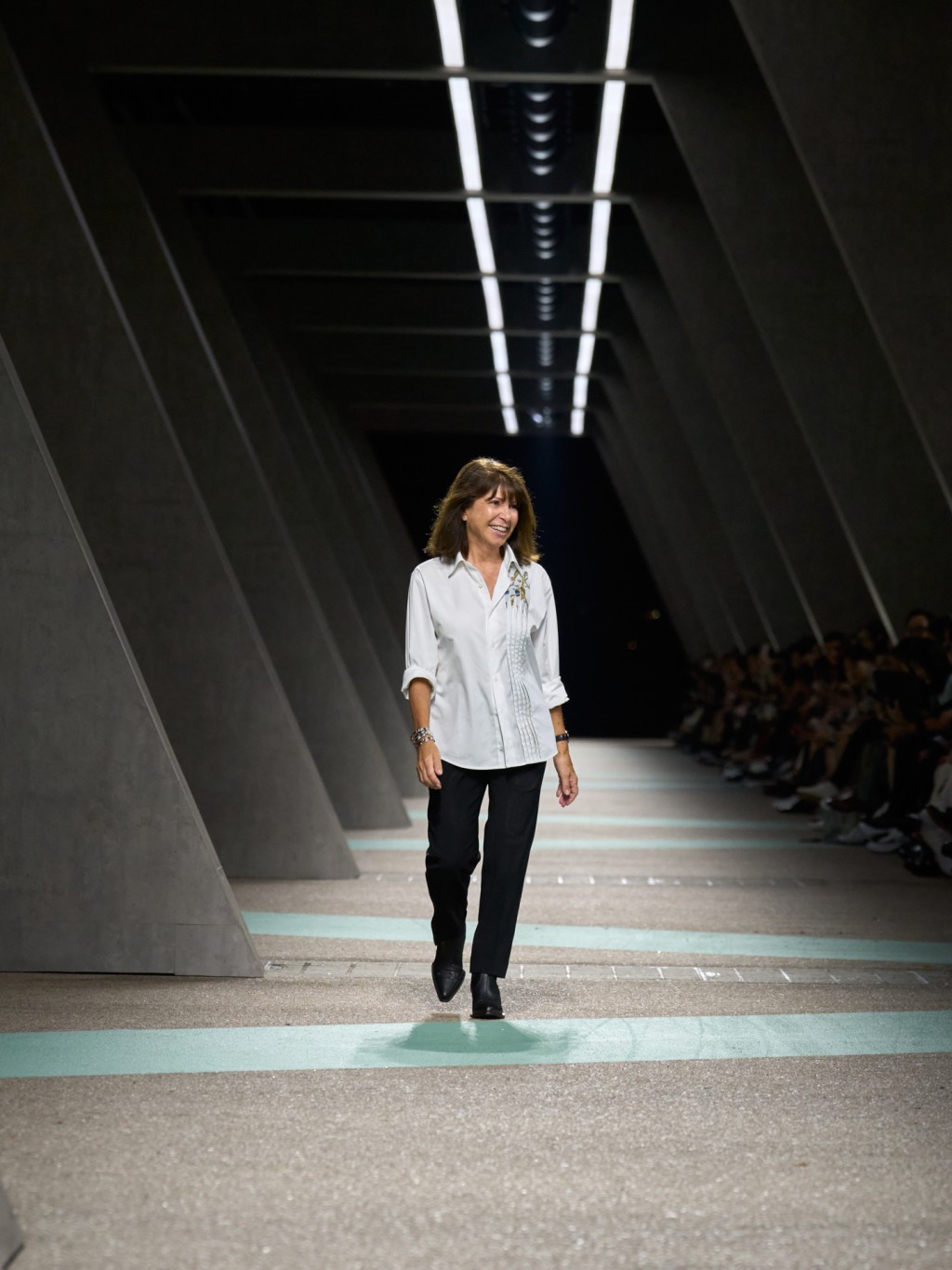 Véronique Nichanian。