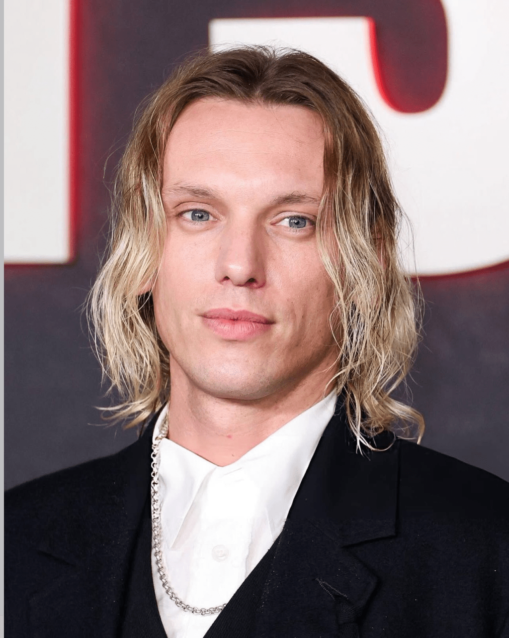 Meets the Stars環節國際嘉賓逐個數︰Jamie Campbell Bower扮演美劇《怪奇物語》系列Vecn，具備音樂與影視雙重粉絲群。 