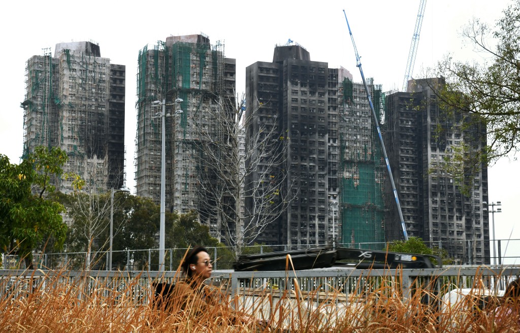 有市民质疑政府收回宏福苑土地却不重建住宅是浪费资源。资料图片