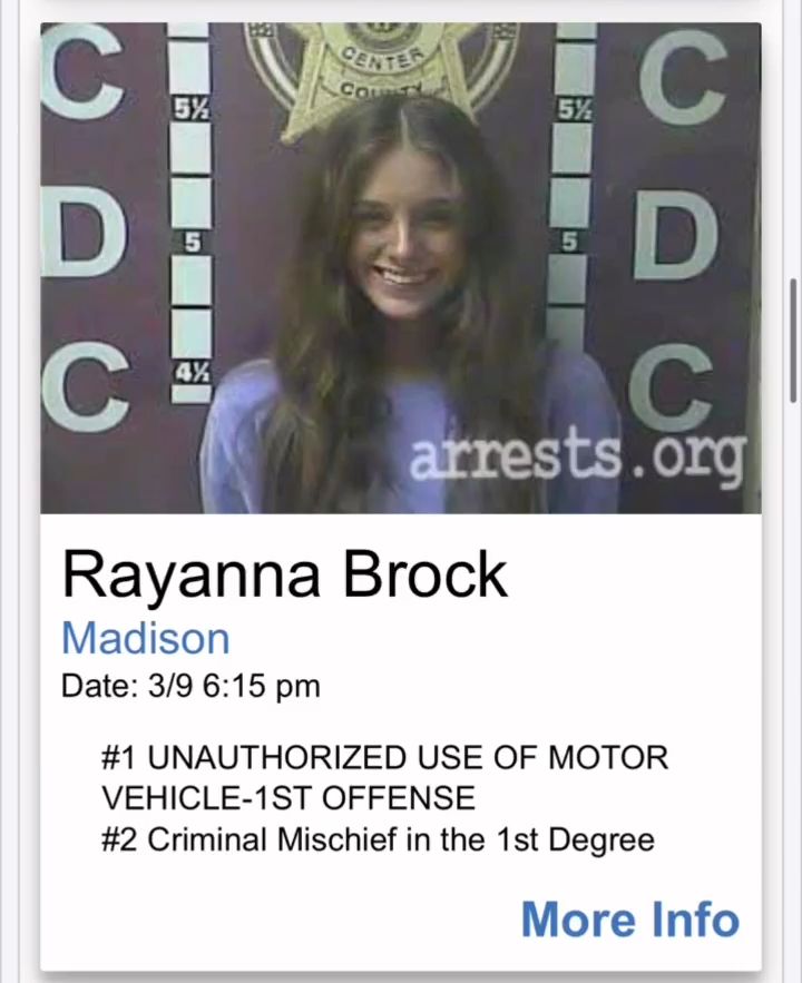 Rayanna被捕相，每一張都好好笑容。