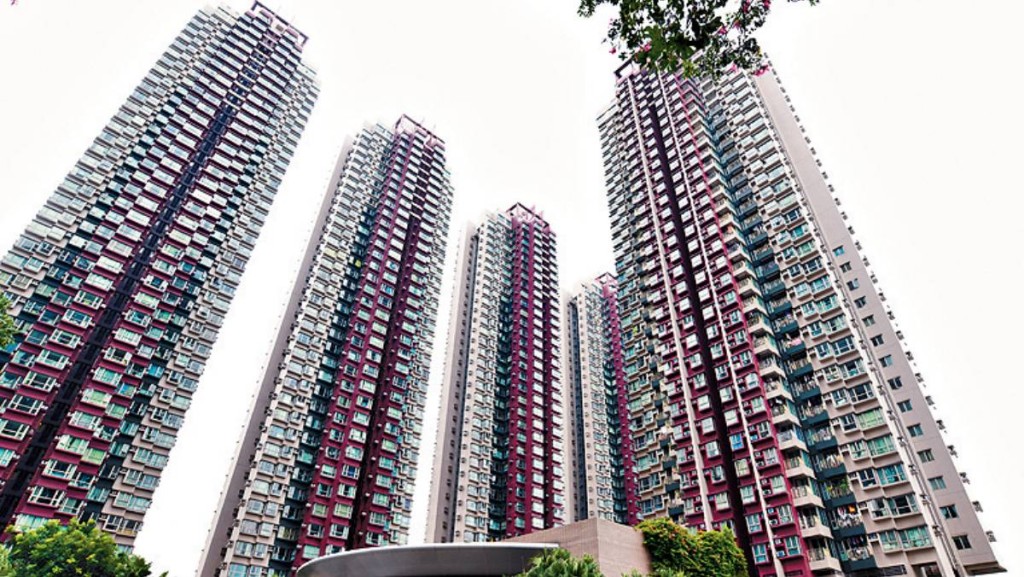 75大鐵路盤成交量跌近6% 元朗YOHO Town反大增3倍