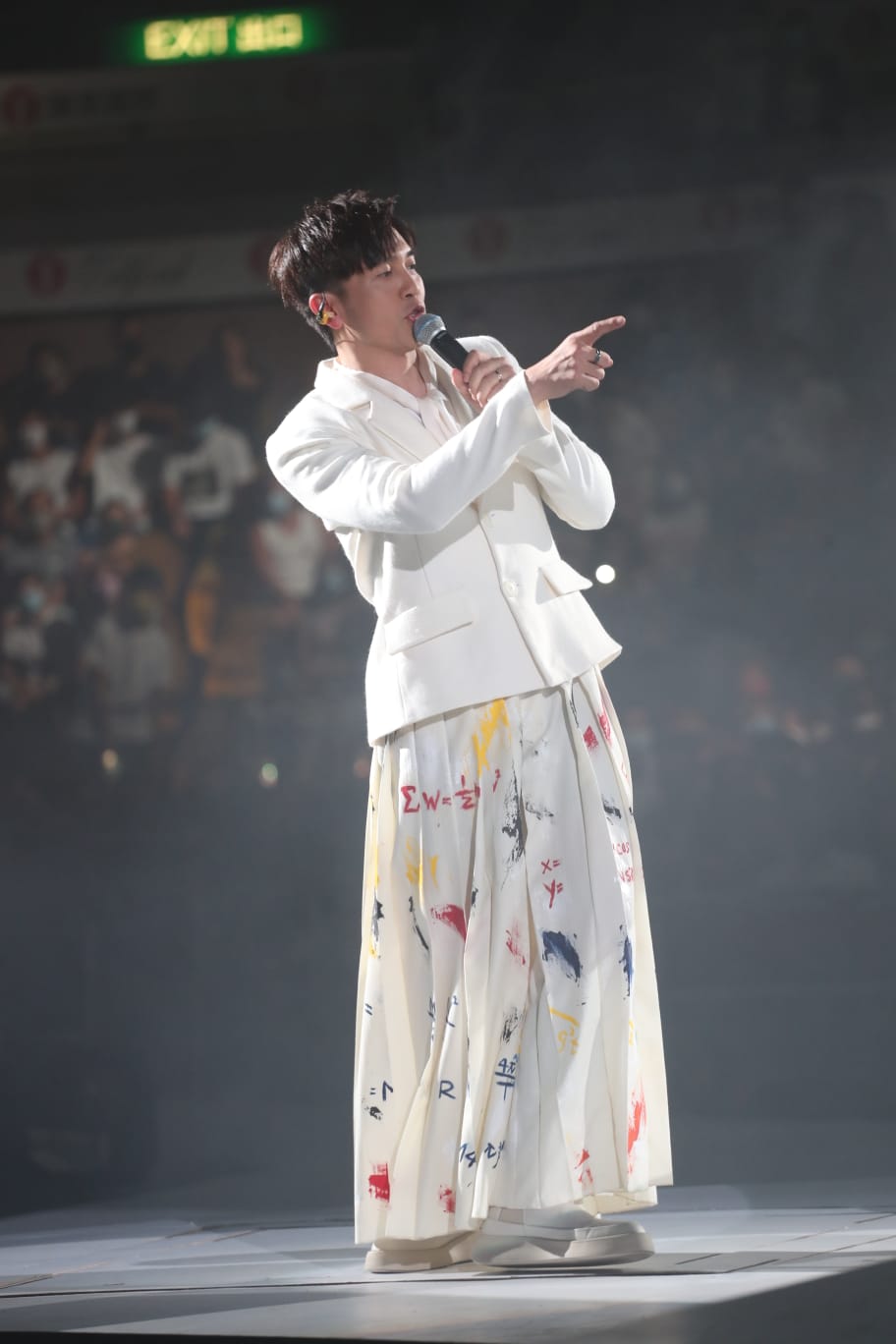 Tim在台上唱《Let it Go》时并公开地冧爆爱囡Tanya,表示自己永远锡她!