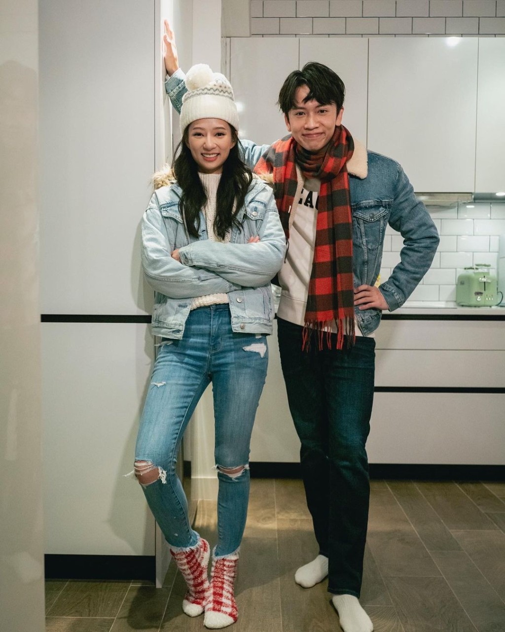 kayan9896被讚係港版周子瑜，與男友Locker 都是廣告商寵兒。