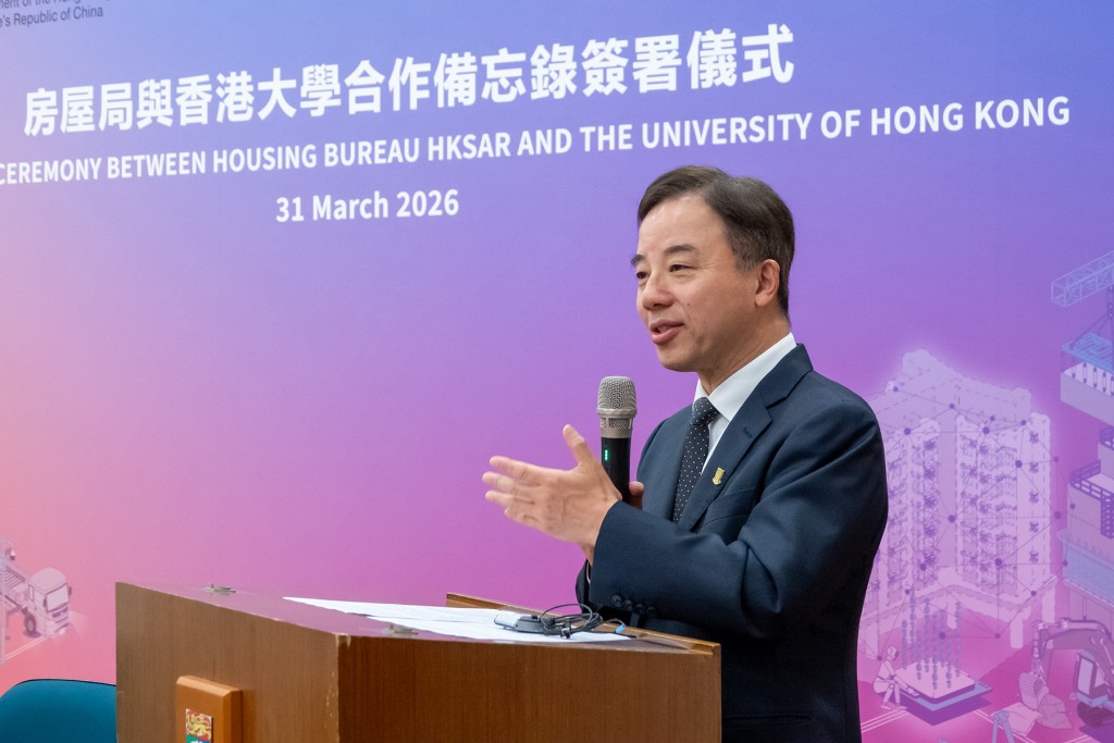 何永賢引述港大校長張翔稱，今次合作目標是更快速及安全地建造高品質公營房屋，以回應社會住屋需求。何永賢 Facebook 圖片