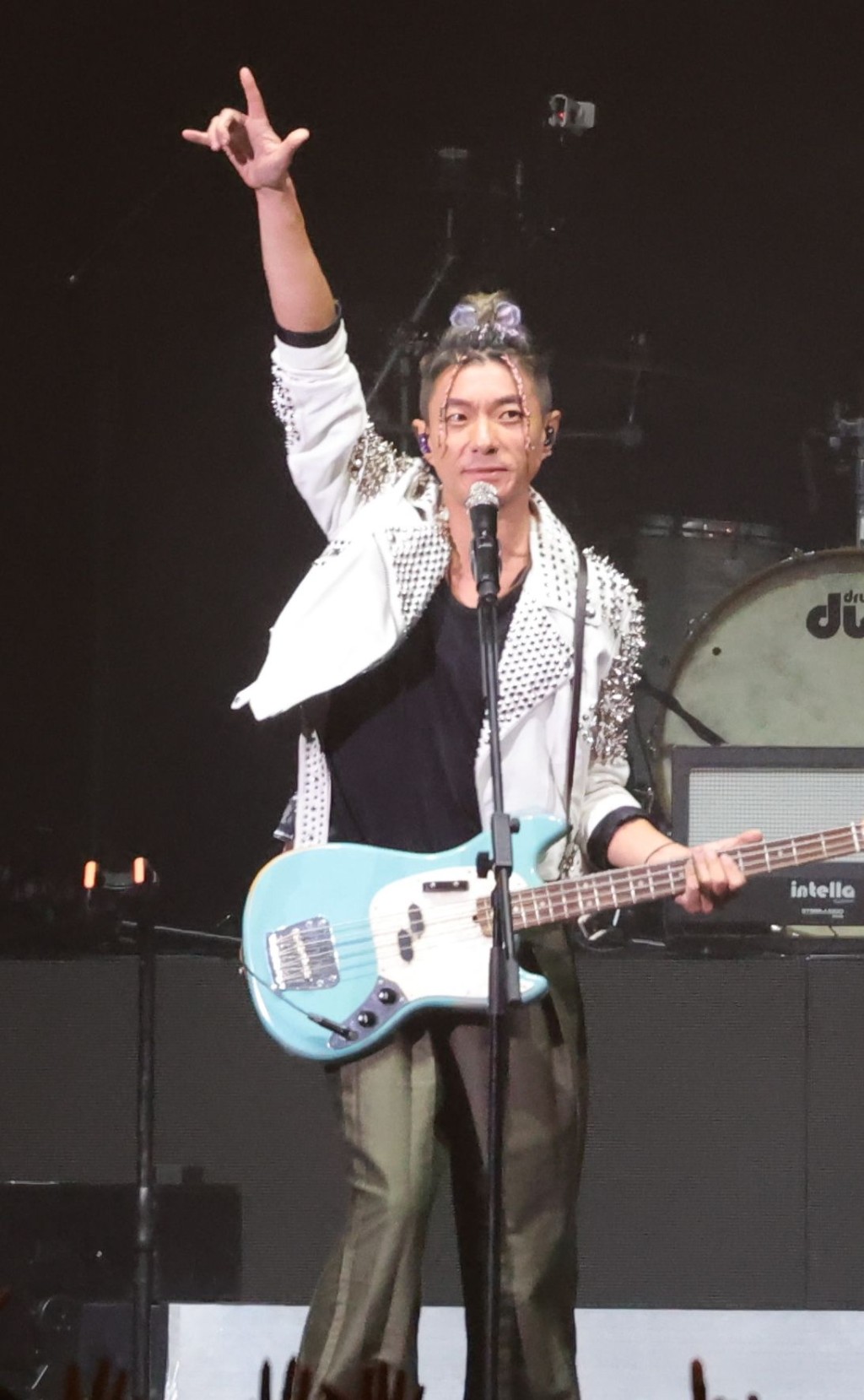 對被批評唱歌唔夠氣，Endy稱網民睇舊live片段。