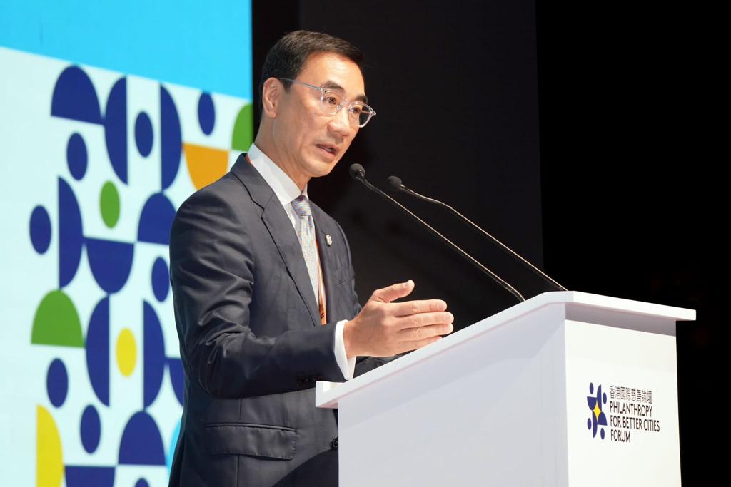 馬會主席利子厚分享慈善事業必須在普惠社群的工作上擔任更重要的角色。