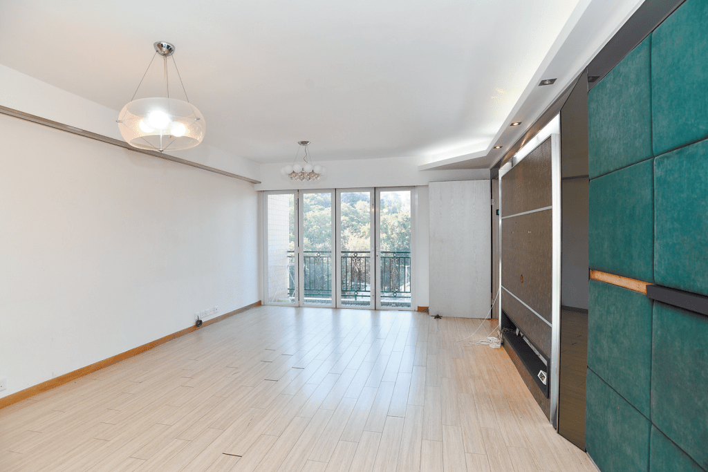 北角寶馬山花園8座中層B室，實用面積845方呎，現時叫價1788萬。