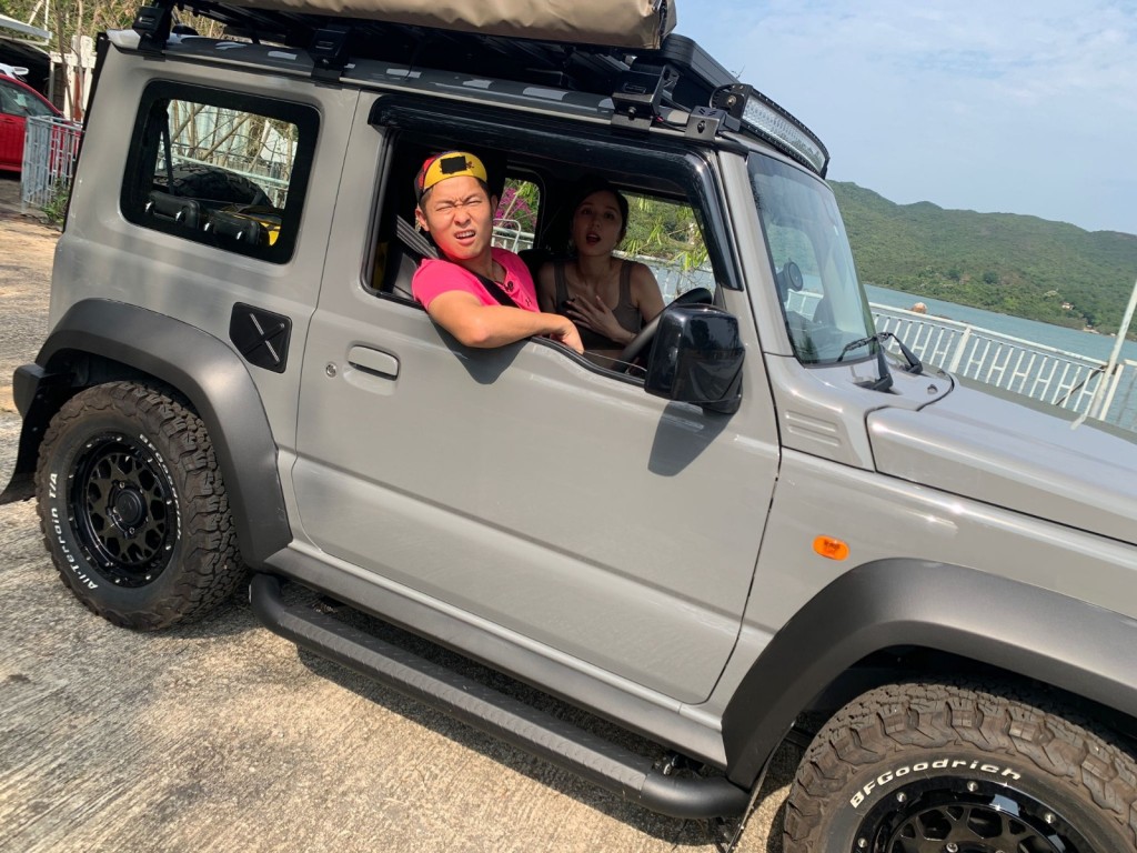 奶仔同Heidi車中泊。