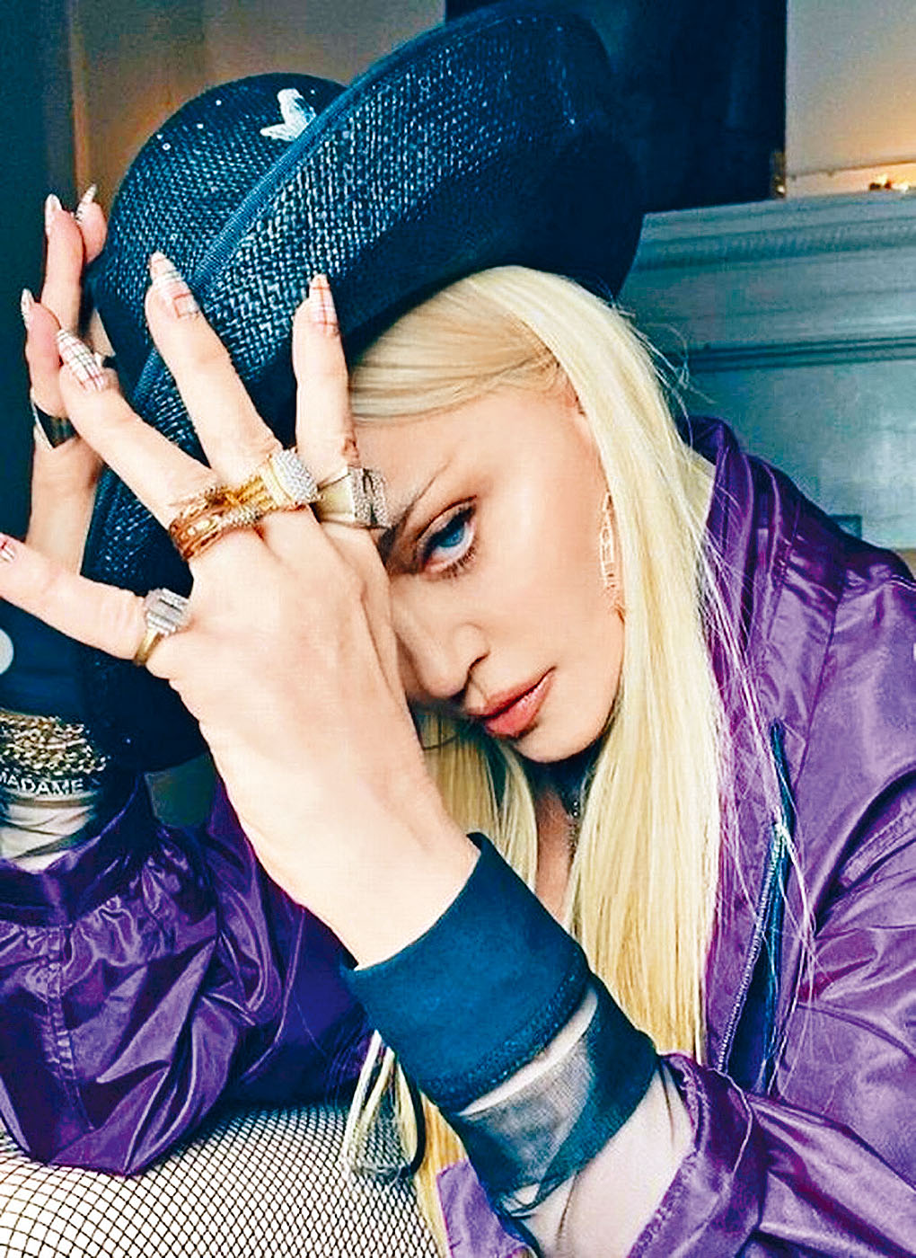 ■麥當娜正籌備拍攝個人傳記電影，但傳出中途換編劇的消息。