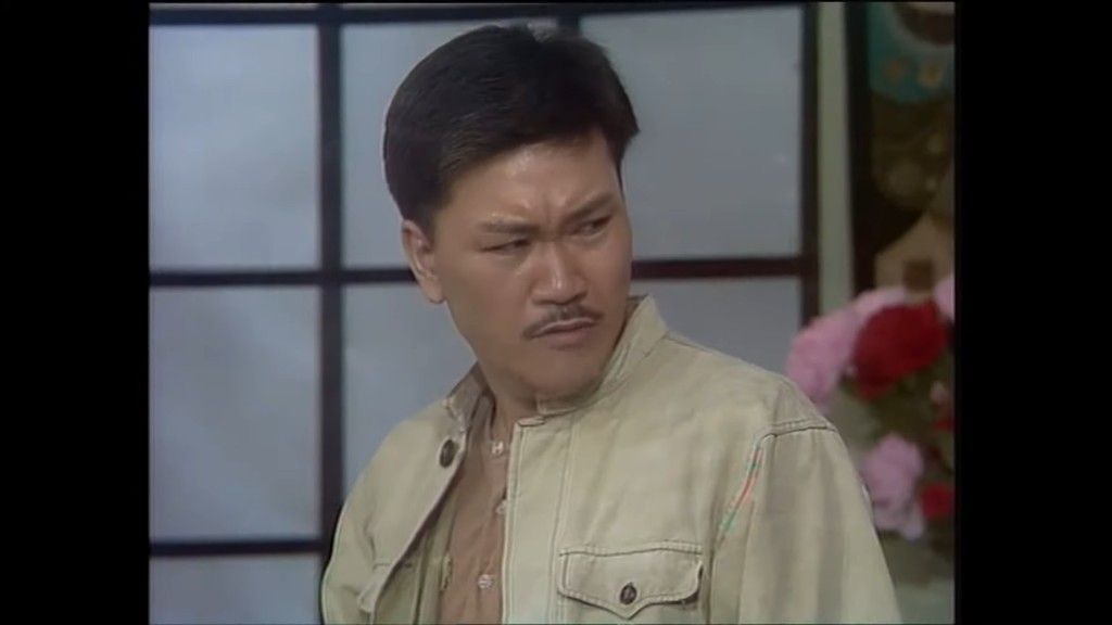 70至80年代，郑恕峰参演过《天蚕变》、《大内群英》、《大侠霍元甲》、《陈真》等剧，但戏份不多。（亚视剧集《夜琉璃》截图）
