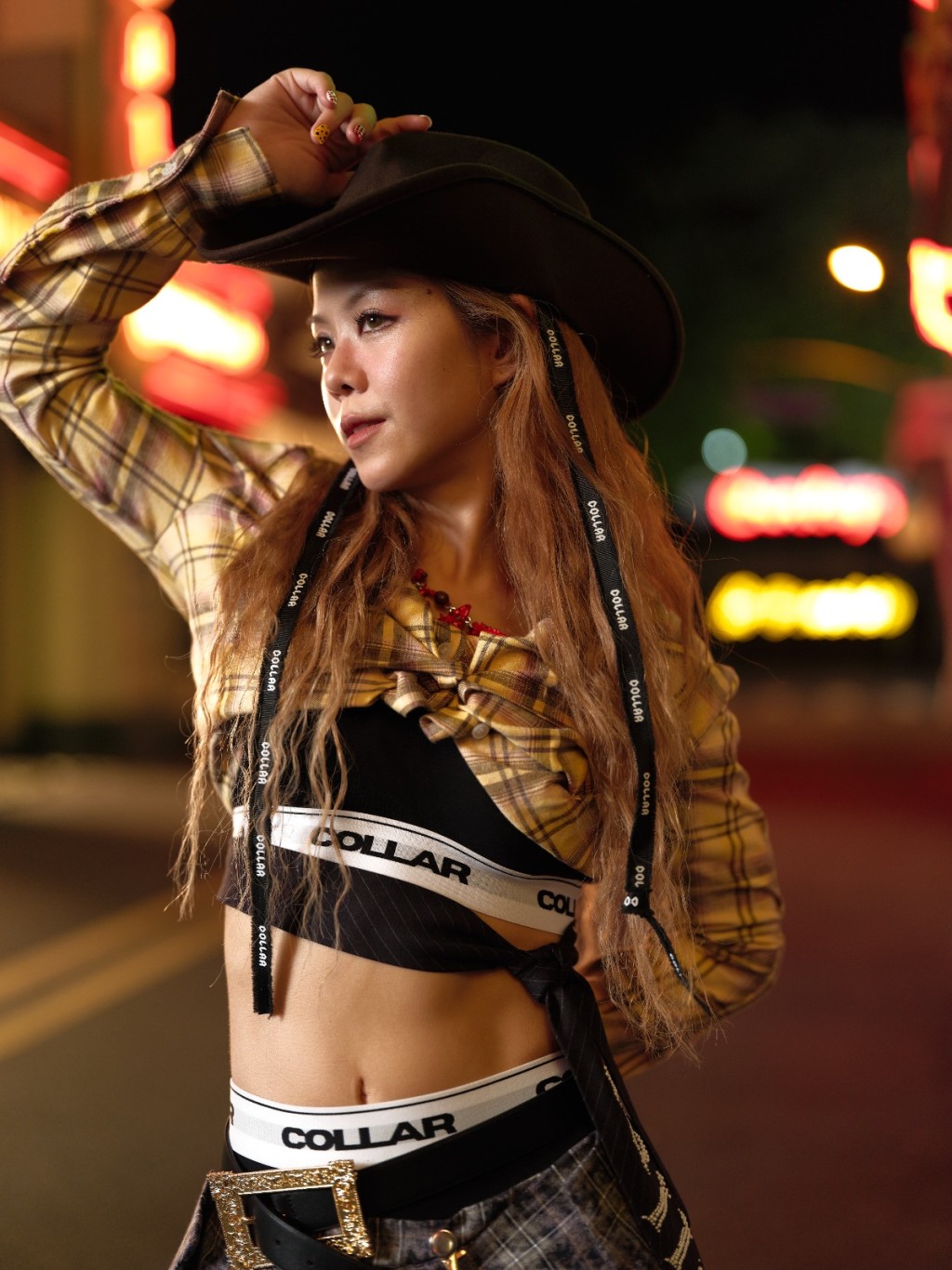 Gao表示：「《Riding High》同COLLAR本身都幾吻合，呢幾年我哋嘅歌都冇一個固定風格。」
