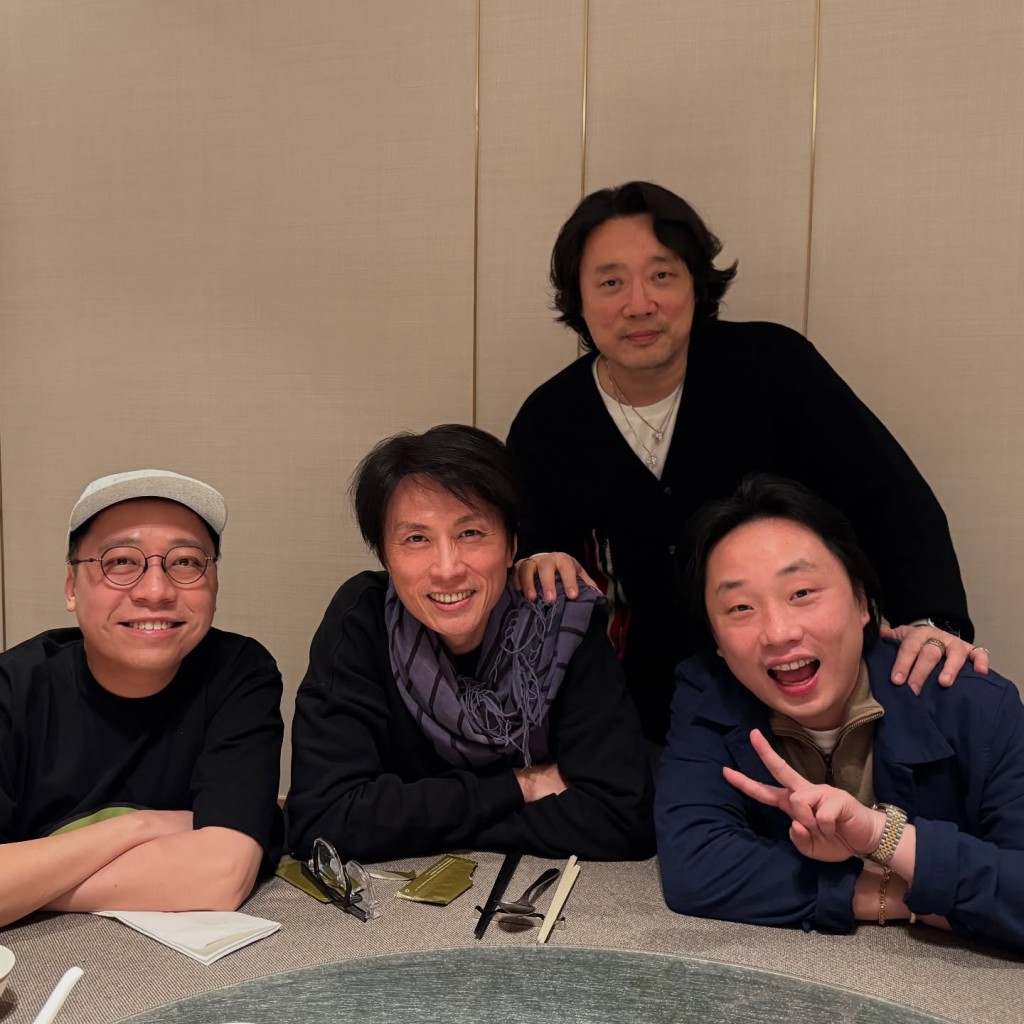 歐陽萬成早前返港與C君及黃子華吃飯相聚。 歐陽萬成早前返港與C君及黃子華吃飯相聚。