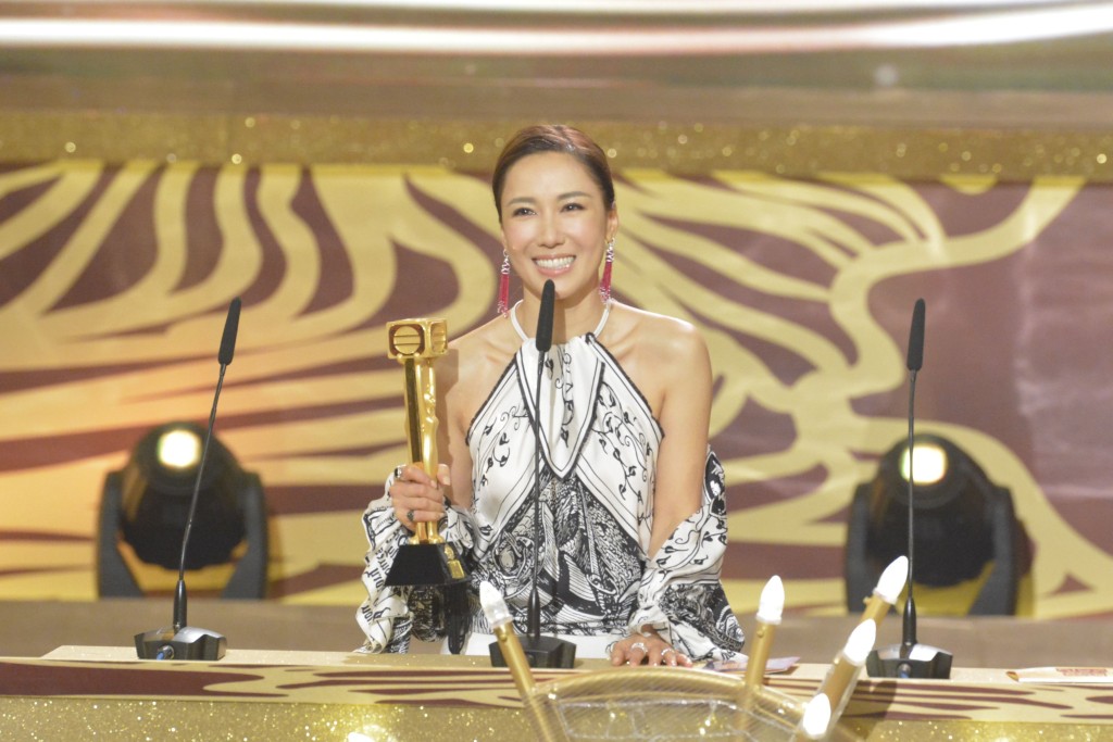 TVB曾給她「最受歡迎電視女角色」安慰獎，算係圓滿。