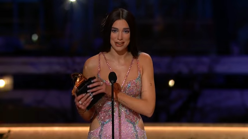 Dua Lipa憑專輯《Future Nostalgia》奪「最佳流行演唱專輯」。