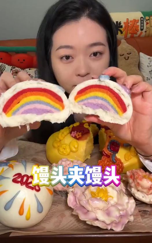 山東嗜吃饅頭，造出各種花樣。微博＠海那個角