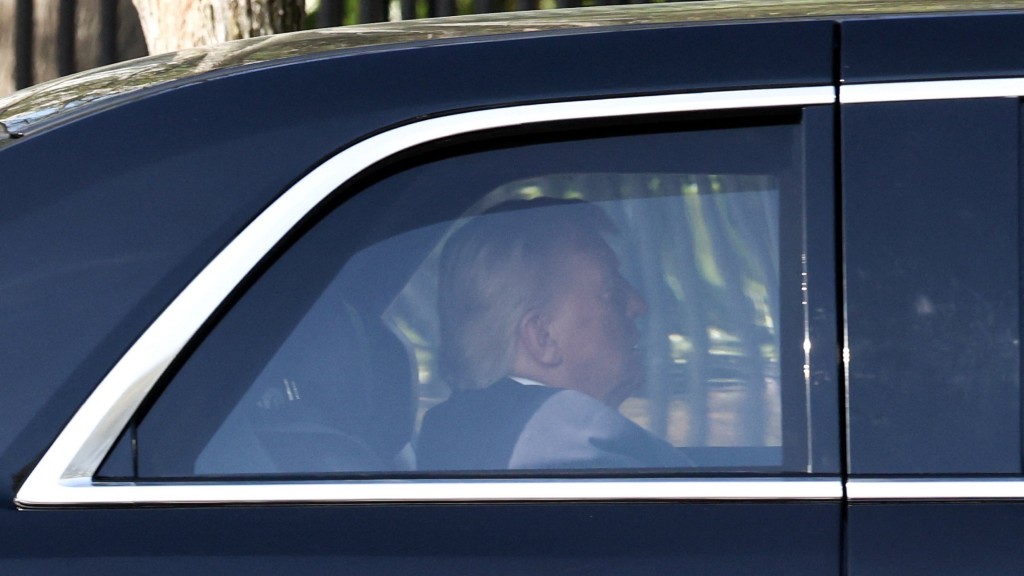 美國最高法院就出生公民權總統行政命令口頭辯論，特朗普歷史性抵達法院出席。 路透社