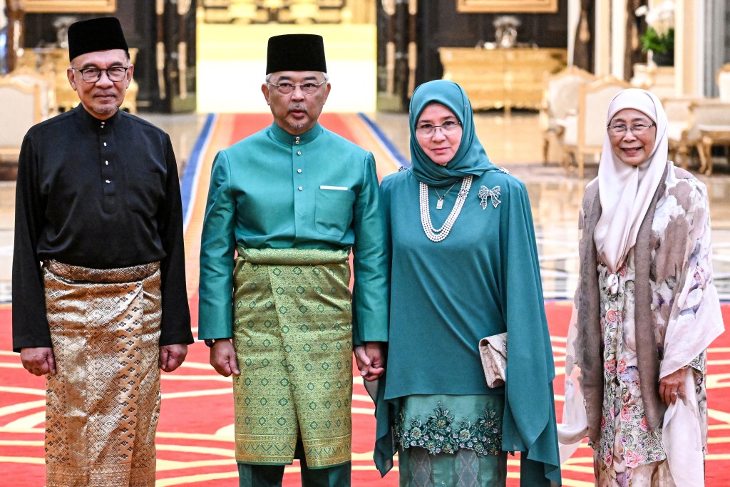 馬來西亞最高元首宣布希望聯盟主席安華出任新首相。路透社圖片