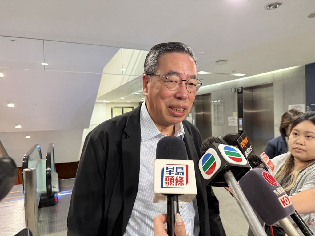梁君彥表示取消惜別午宴並不會影響行政立法關係。 梁君彥表示取消惜別午宴並不會影響行政立法關係。