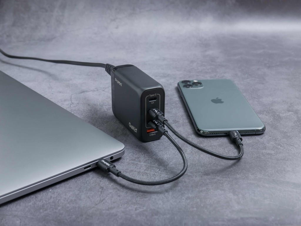 ●Gs130采用新兴的GaN氮化镓充电技术。