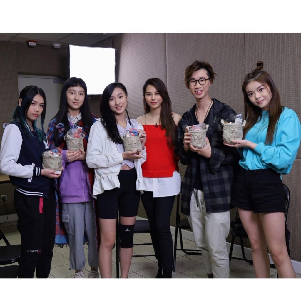 李幸倪與《星夢》學員。