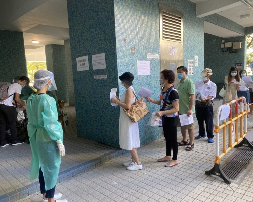 慈雲山居民早前已經進行檢測。資料圖片