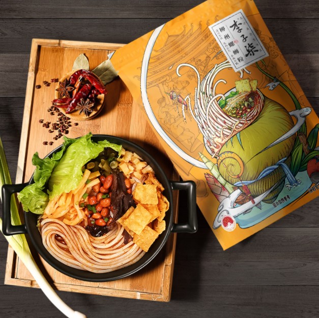 李子柒旗下品牌的螺螄粉。網圖