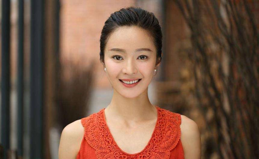内地演员刘希媛亦曾被传是黄宗泽女朋友，爆料甚至指得到黄母认可。