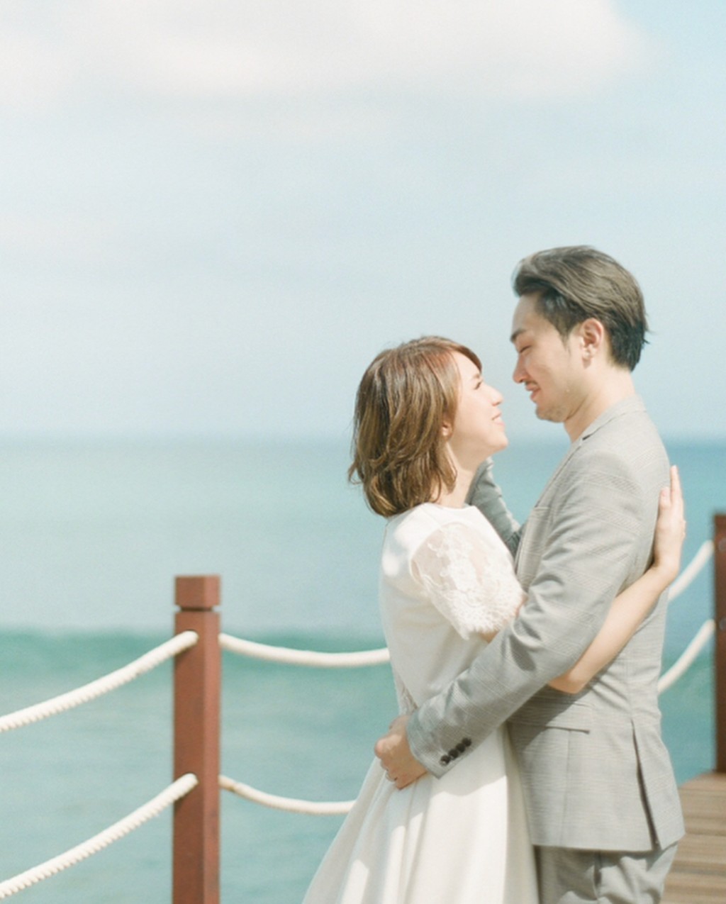 孙慧雪于2016年与富二代罗天彦结婚。  ​