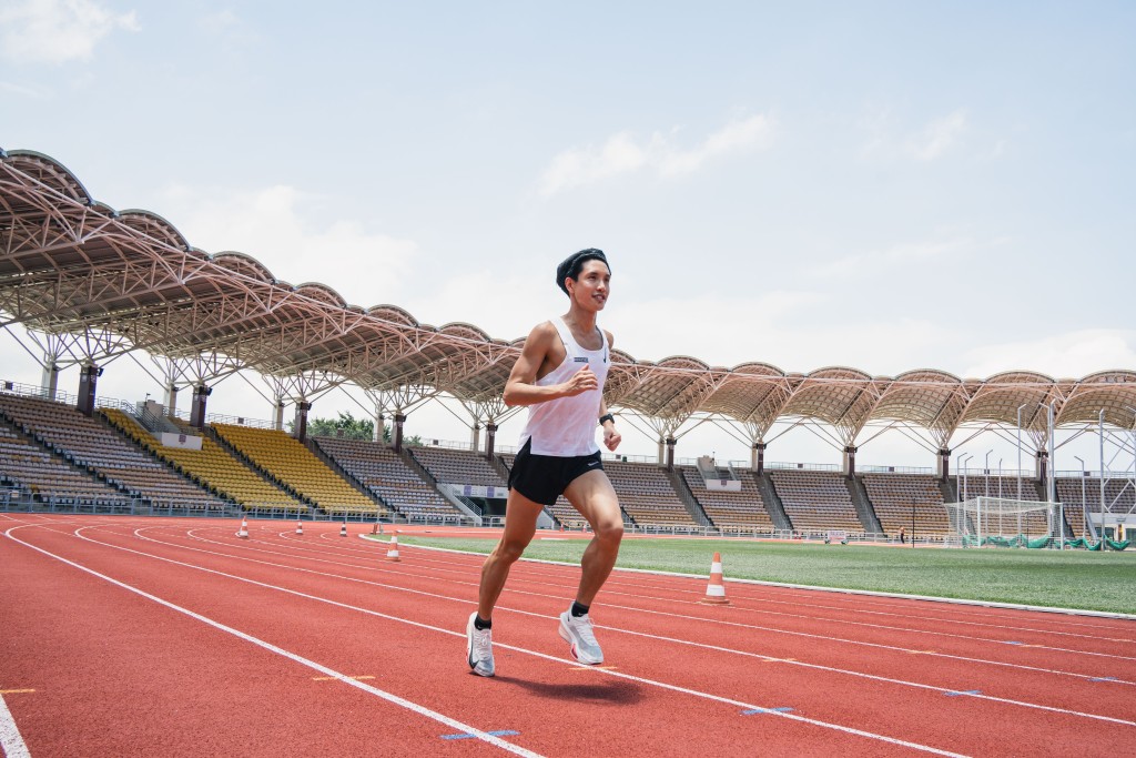 小西灣運動場是呂偉強開始練跑步的地方。 小西灣運動場是呂偉強開始練跑步的地方。
