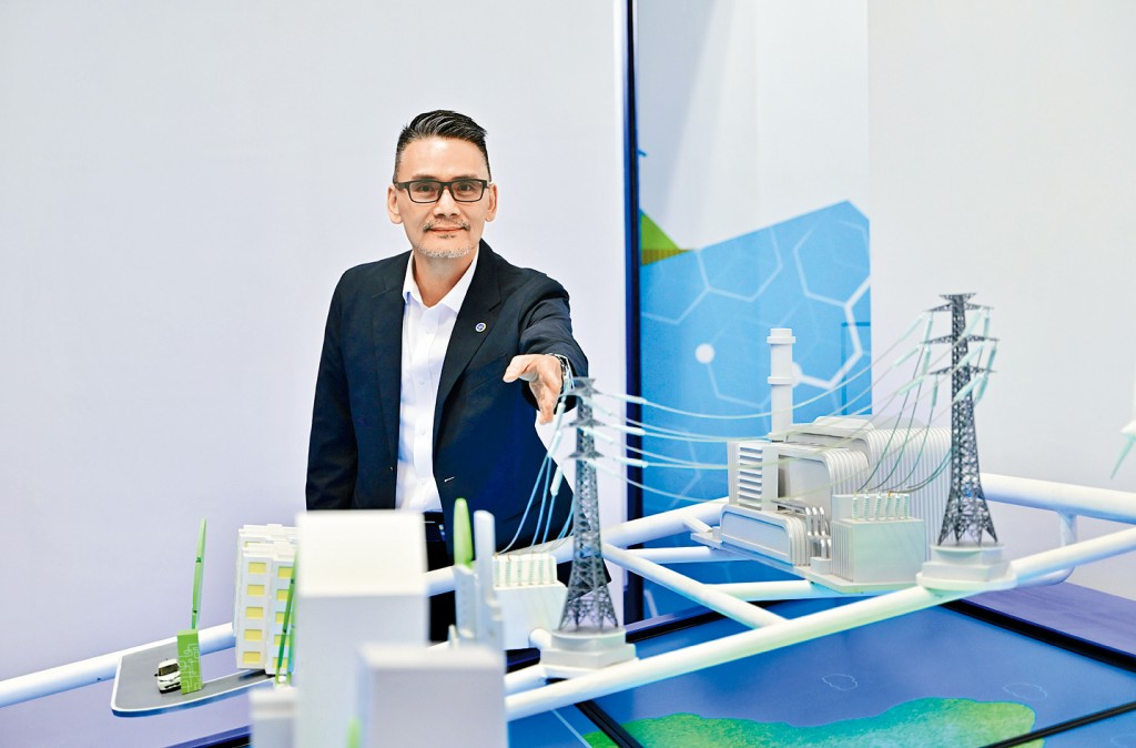劉浩然表示，中電有3成供電系統是曝露於戶外的架空電纜，易受颱風、雷擊或外物干擾，有8成電壓驟降事故是由外部因素造成。