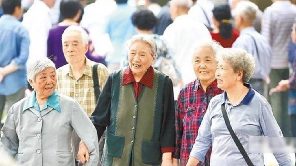 中國老齡化嚴重，獨居老人問題備受關注。中新社