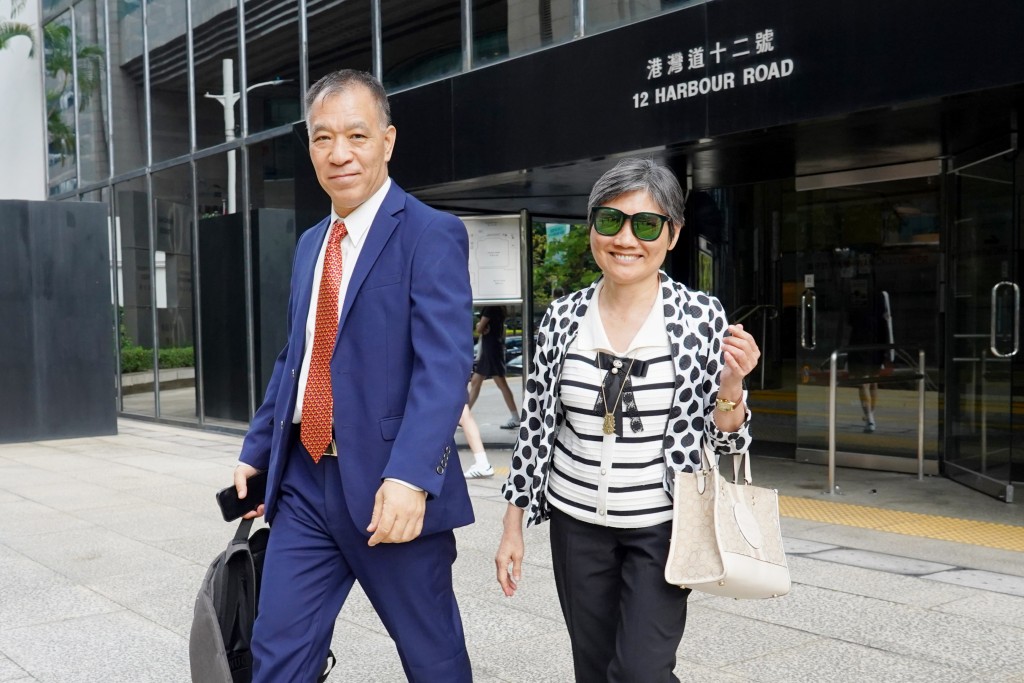左起被告白偉雄及蔡淑梅。資料圖片 左起被告白偉雄及蔡淑梅。資料圖片