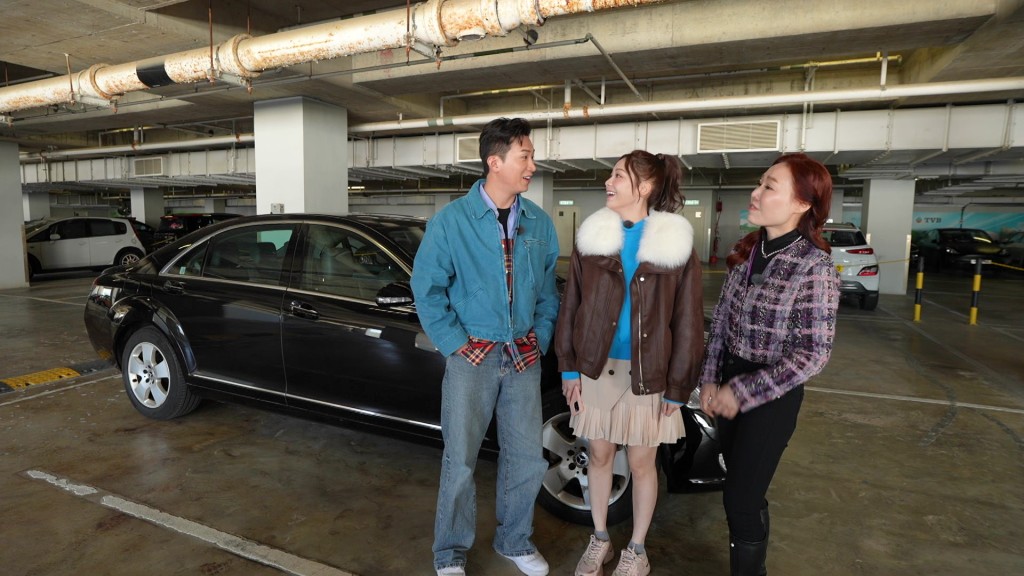 GM一句「係我太帥令到架車犯太歲」，Sophie不斷忍笑。