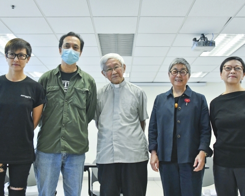 「612人道支援基金」五名聯合基金信託人,左起為何韻詩、許寶強、陳日君、吳靄儀、何秀蘭。資料圖片