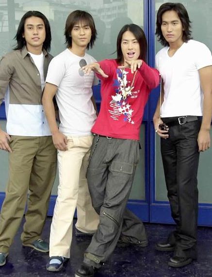 「F4魔咒」居然都成真了。网图