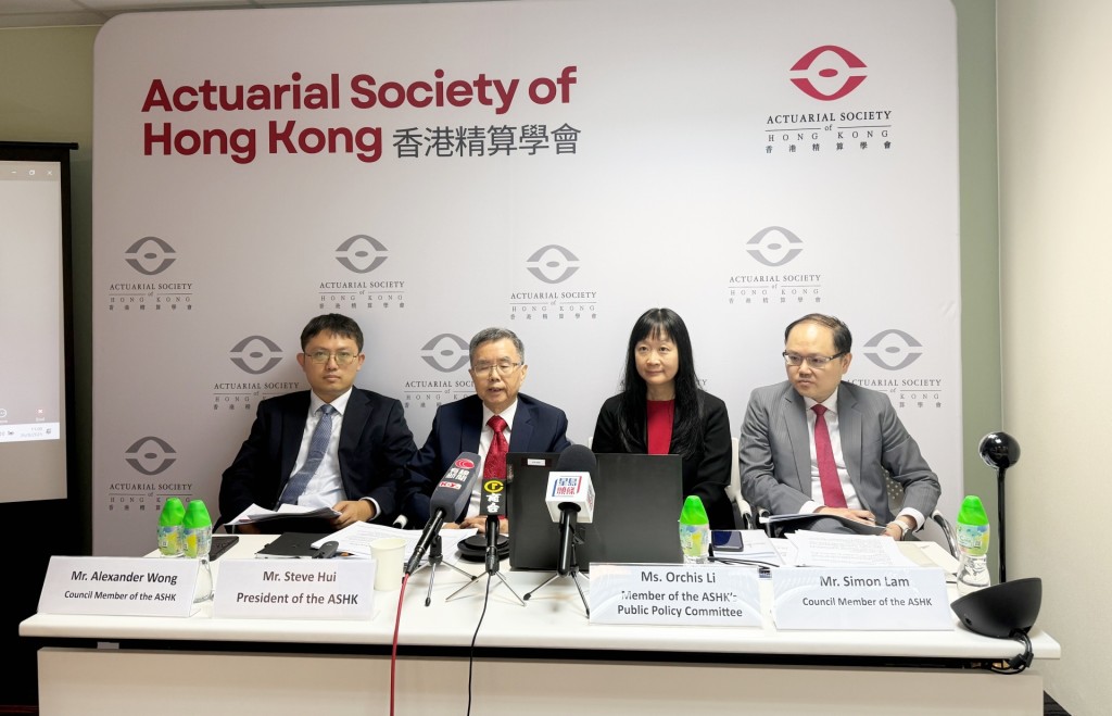 報告顯示本港自殺人數大幅上升，最高為25歲以下的男、女性分別佔超過二成。何姵妤攝