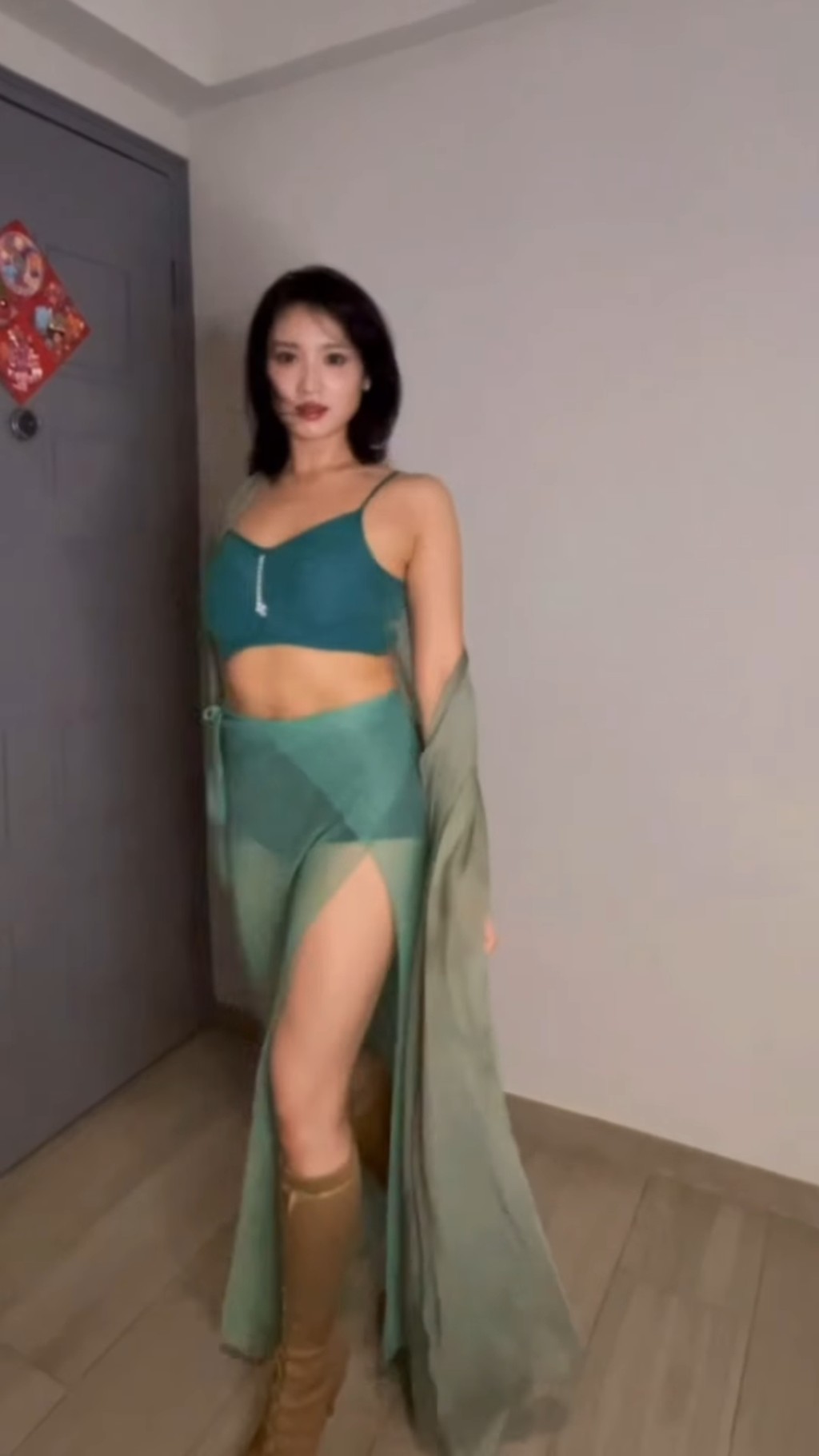 林佑蔚透露去年考獲執照，成為一名Zumba同Zumbini教練，並指這段影片是情人節的小禮物！