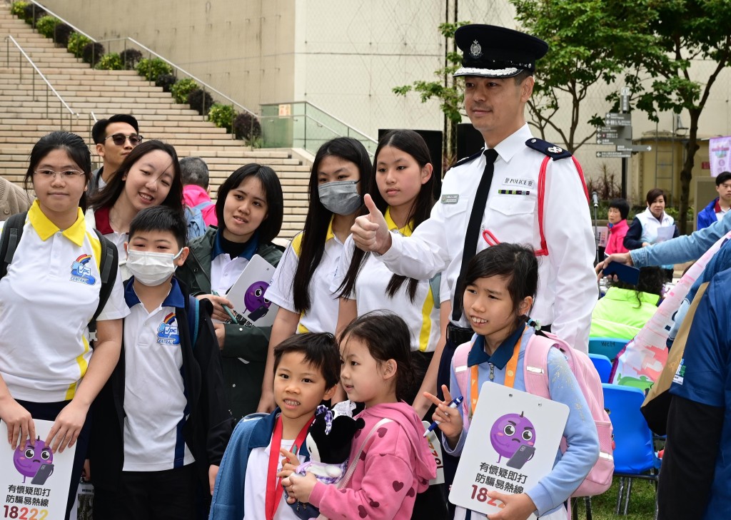 港島總區指揮官郭嘉銓出席活動。